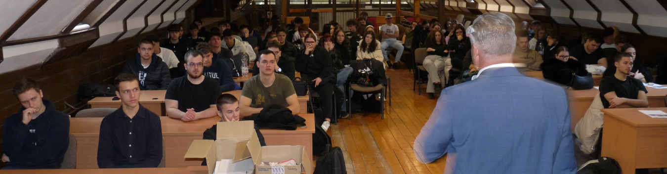 Ilyen dolgozni a terepen - élményóra a Péchyben