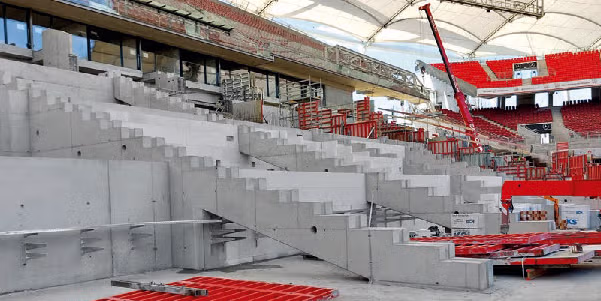 Versenyfutás az idővel: lelátók átépítése Stuttgartban
